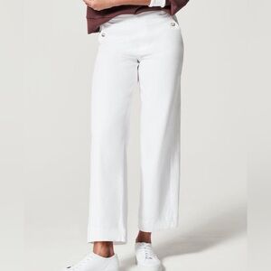 Spanx Stretch Twill Cropped pants Size M